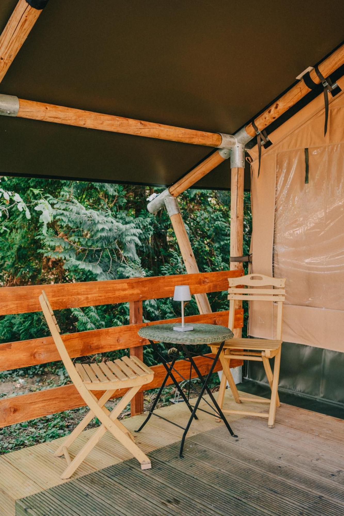 Rendes Glamping Hotel Balatonrendes Ngoại thất bức ảnh
