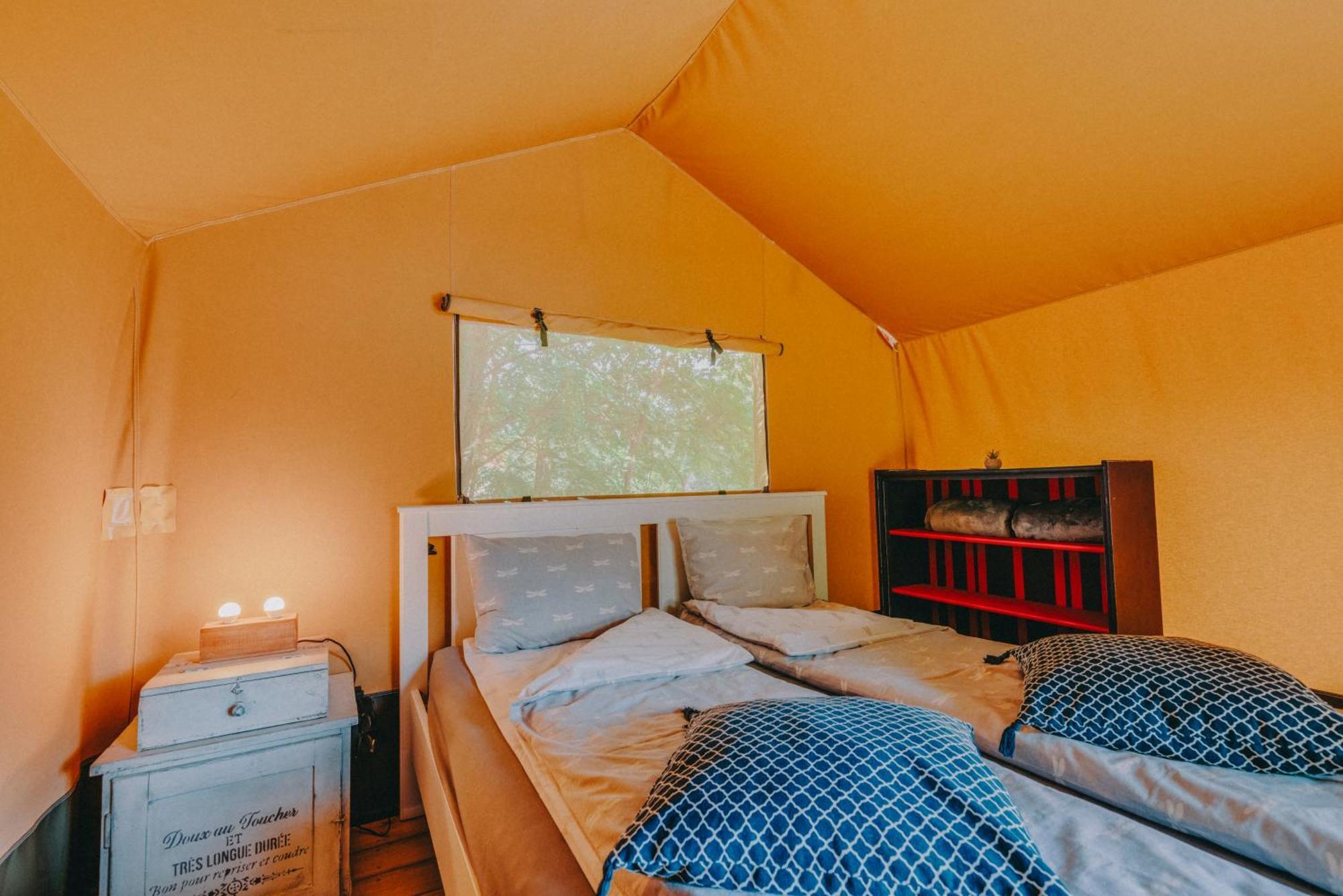 Rendes Glamping Hotel Balatonrendes Ngoại thất bức ảnh