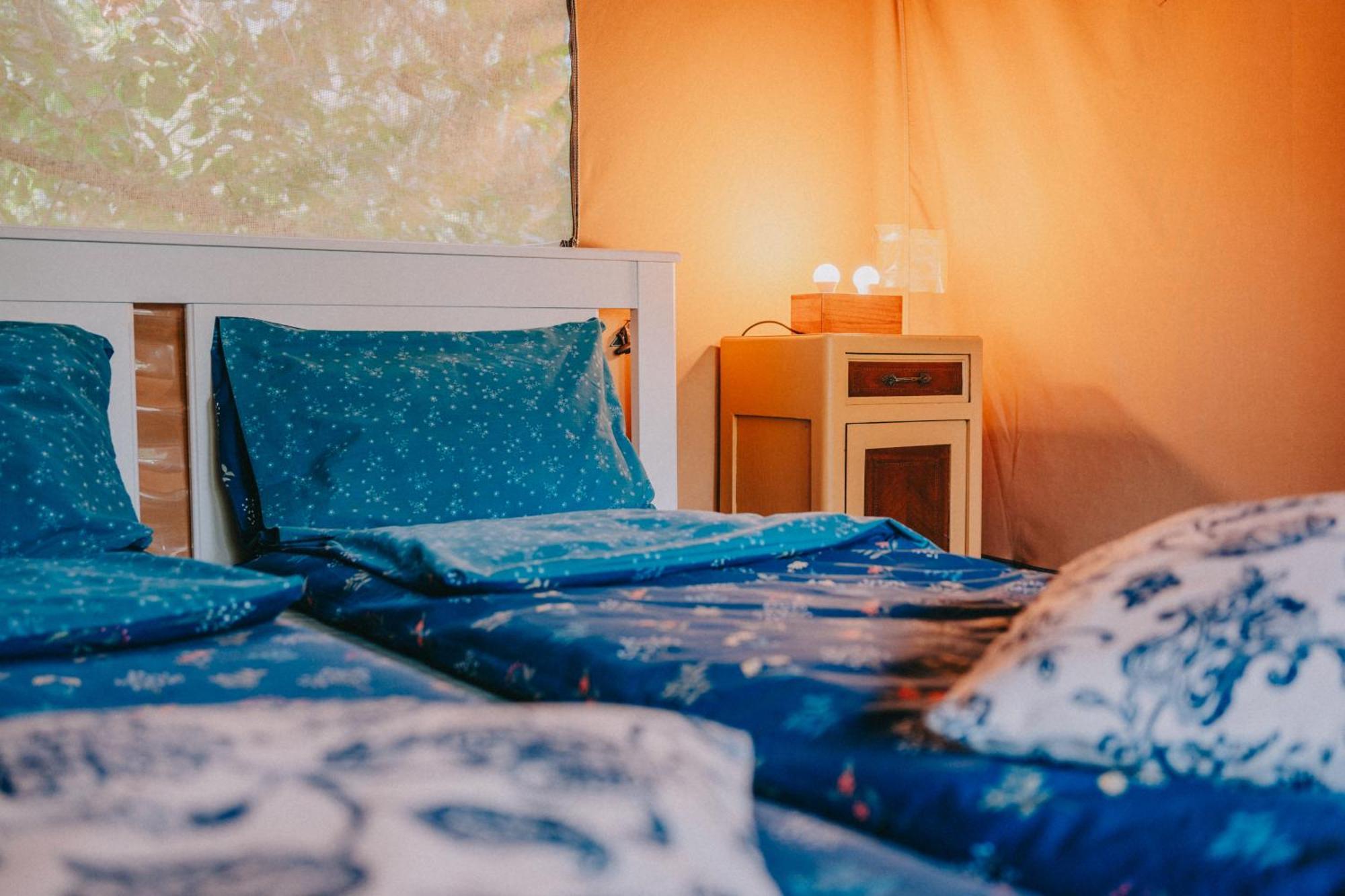 Rendes Glamping Hotel Balatonrendes Ngoại thất bức ảnh