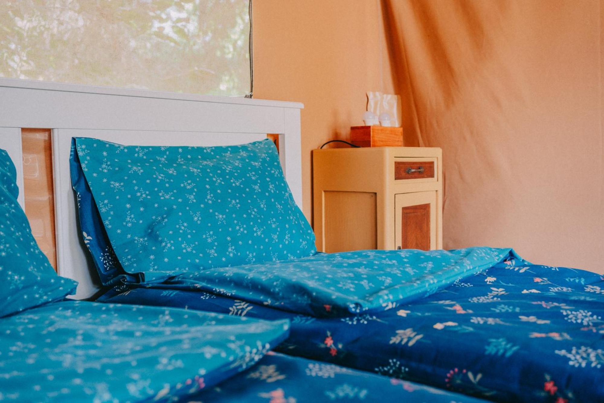 Rendes Glamping Hotel Balatonrendes Ngoại thất bức ảnh